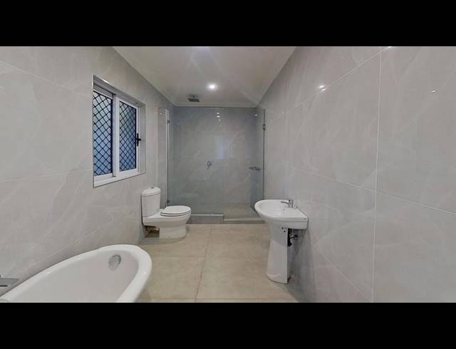 5 BEDROOM HOUSE FOR SALE IN WIERDA PARK